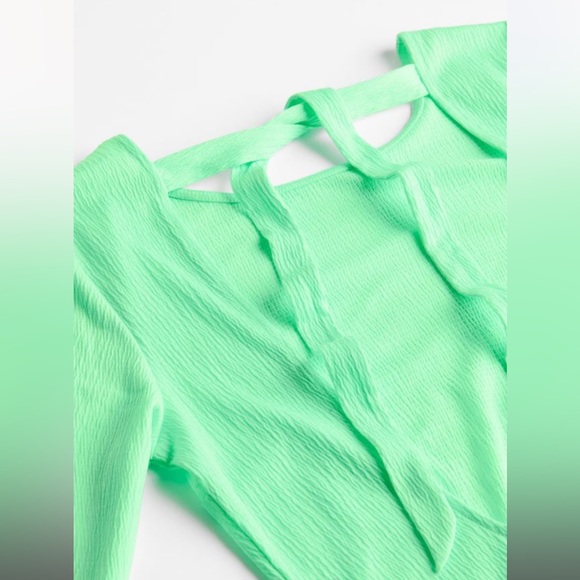 38. H&M short beach dress NWT - Picture 5 of 5